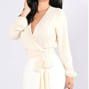 Fashion Nova ivory tie-front crop blouse